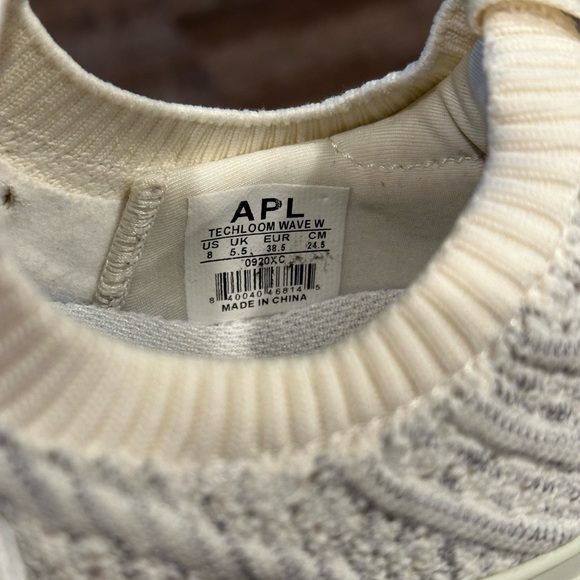 APL TechLoom Wave Sneaker in Pristine, Heather Grey & Ombre - Picture 8 of 13